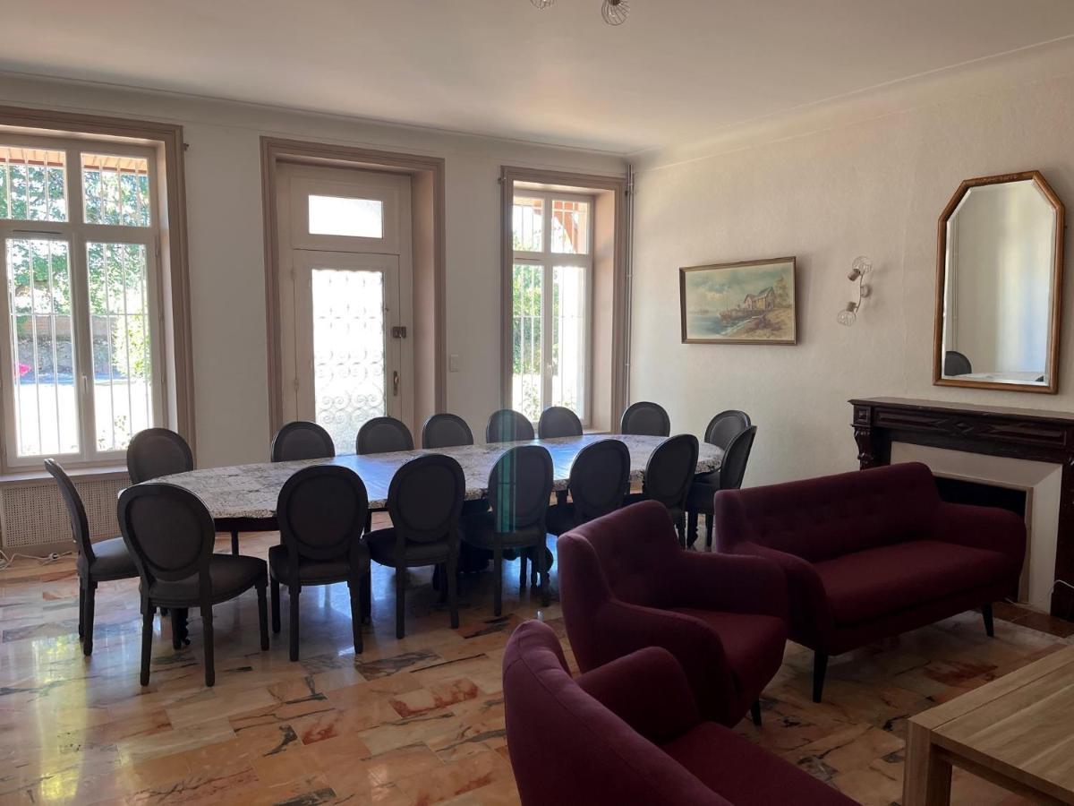 Domaine Clos Et Arbore De 3 Ha Avec Deux Maisons Lamothe-Montravel المظهر الخارجي الصورة